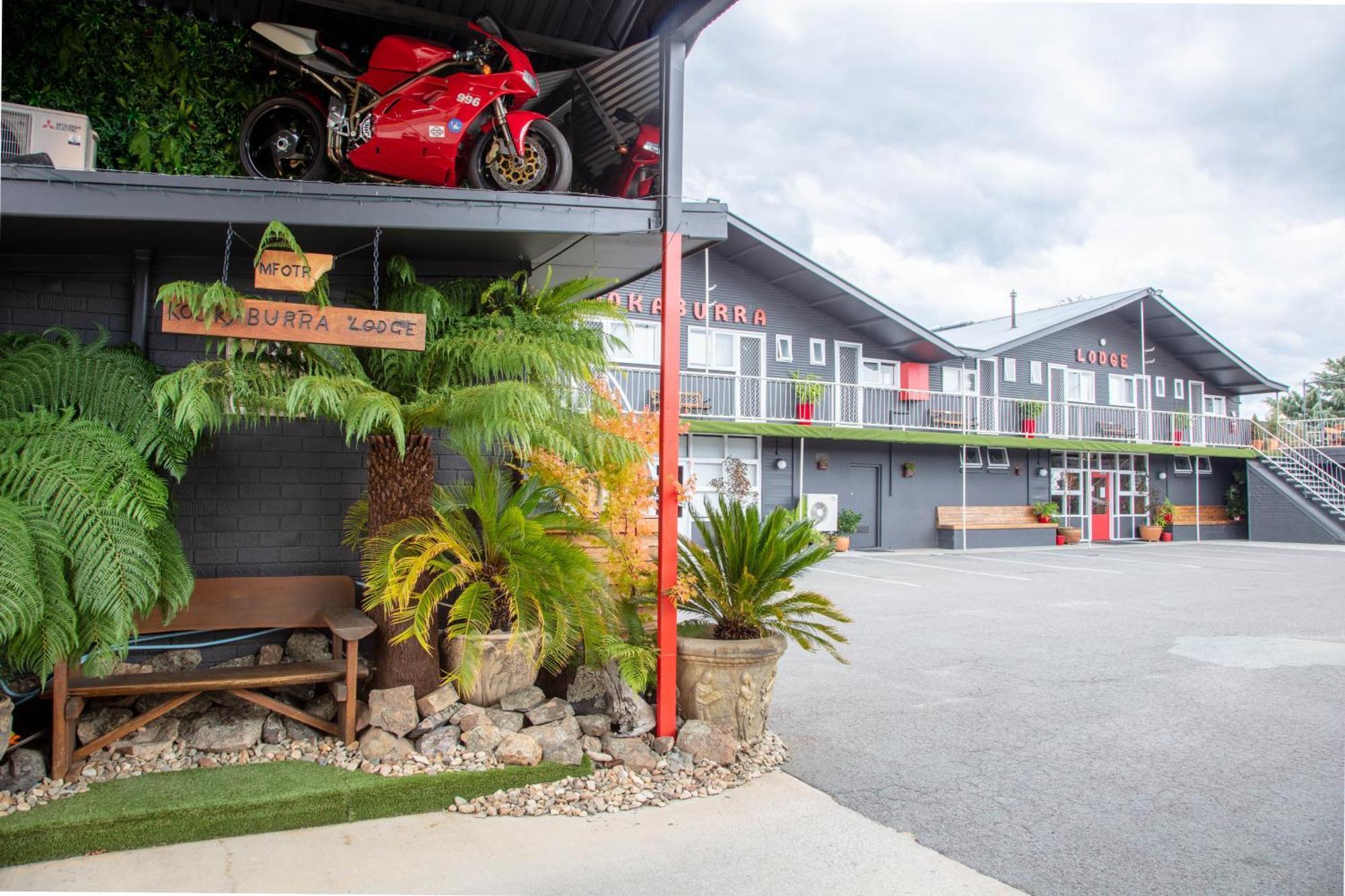 Kookaburra Lodge Jindabyne Exterior photo
